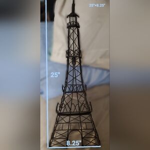 Black Wire Eiffel Tower Decor